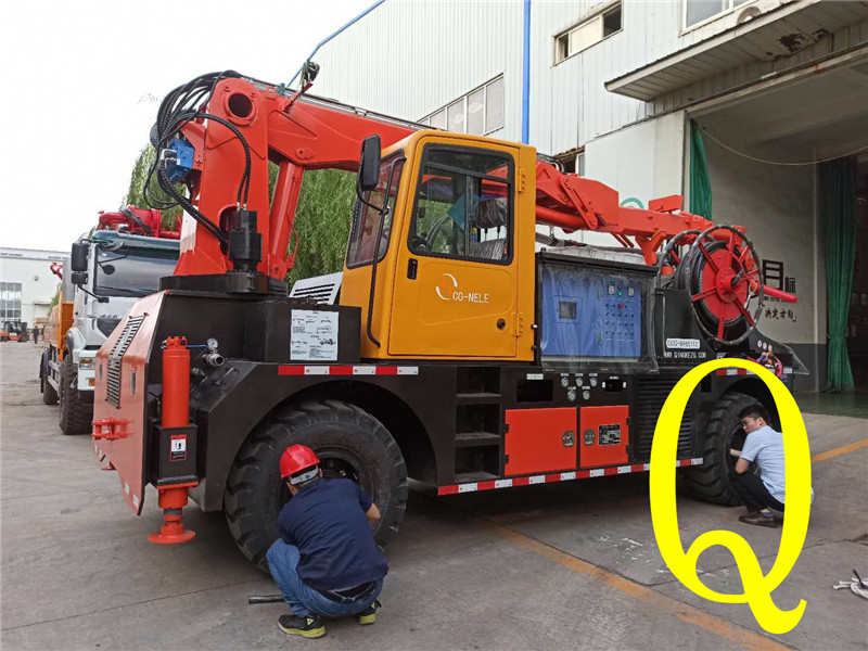 混凝土泵 濕噴臺車 濕噴機(jī)